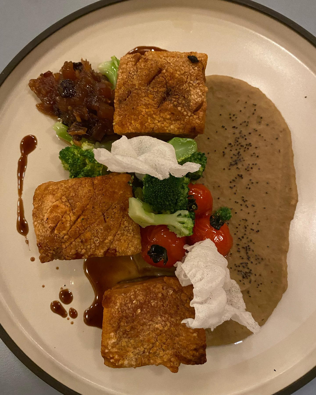 STH Restaurant