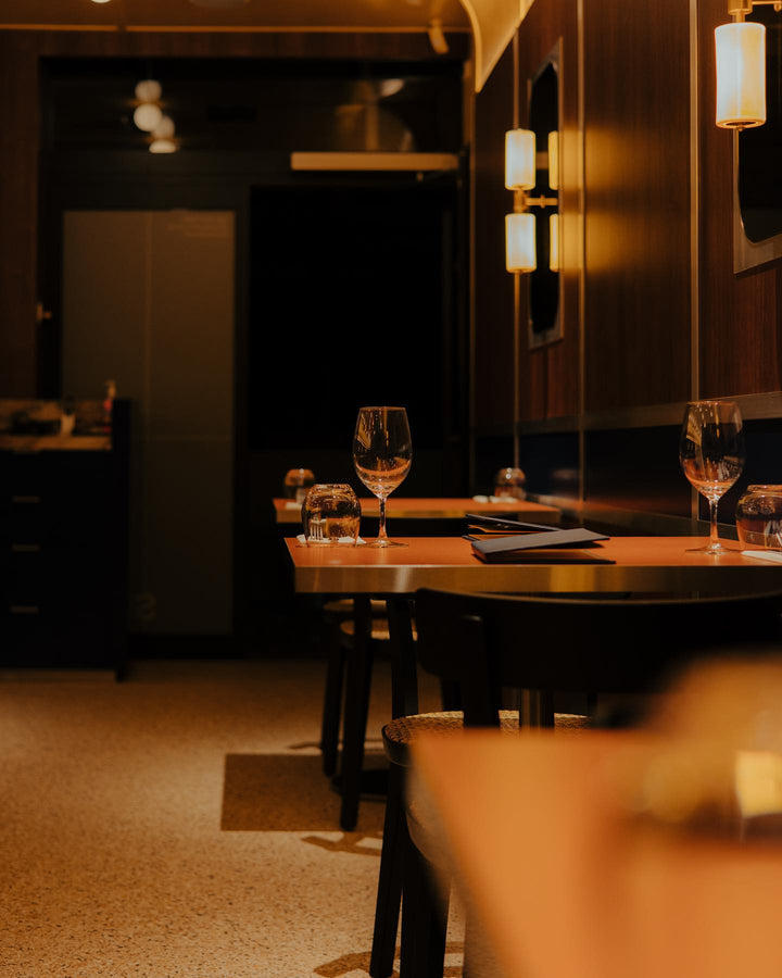 STH Restaurant