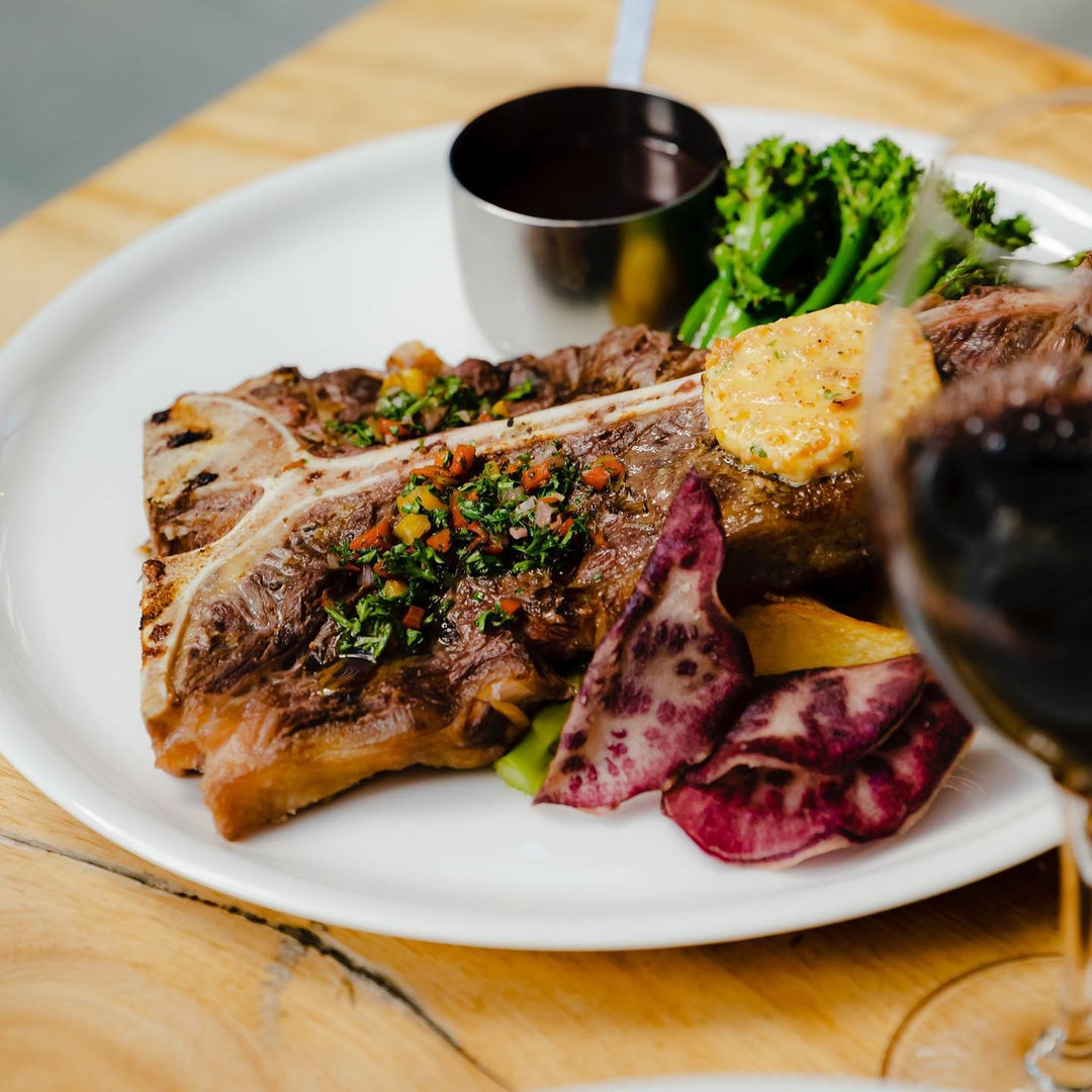 White Rhino Bar & Eats